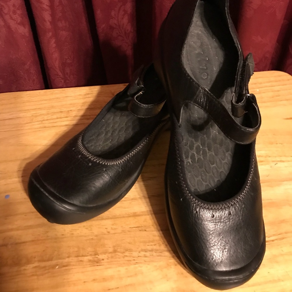 Privo Shoes Mary Janes